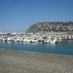 Gite Les Pieds Dans L'Eau, Face Au Port De Plaisance, Classe 3 Etoiles
