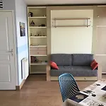Studio Vue Imprenable Sur La Mer Et Les 7 Iles
