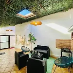 Maison T2 Au Calme Avec Terrasse Couverte Spacieuse