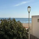 Vue Mer Et Plage A Vos Pieds Appartement Lumineux