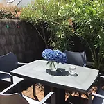 Meridien Situe Proximite De La Plage Du Men Du