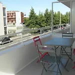 Appartement Ensoleille Avec Piscine, Balcon Et Parking Prive Aux Minimes, La Rochelle - Fr-1-246-78