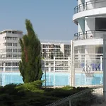 Appartement 2 Pieces Avec Piscine Et Parking, Proche Plage, La Rochelle - Fr-1-246-286