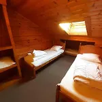Chalet Mitoyen Traditionnel - 6 Chambres, Proche Pistes Et Centre - La Tania, Courchevel - Fr-1-513-61