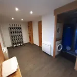 Chalet Mitoyen Traditionnel - 6 Chambres, Proche Pistes Et Centre - La Tania, Courchevel - Fr-1-513-61