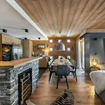 Appartement Contemporain Pres Des Pistes A Val D'Isere, 4 Chambres, Cheminee, Parking Inclus - Fr-1-567-14