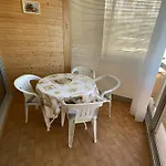 Deux-Pieces En Bord De Mer Avec Loggia Vitree Et Parking - Canet-Sud - Fr-1-750-42