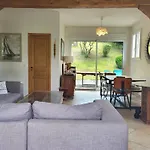 Maison Familiale 4 Chambres Pres De La Plage A Merville-Franceville-Plage - Fr-1-788-52