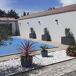 Gite Familial Avec Piscine Chauffee A Bretignolles-Sur-Mer - Fr-1-426-572