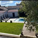 La Rochelle Exceptional Property, Park, Pool,