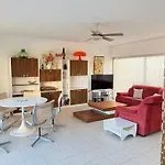 Valras-Loc - Villa Sur La Plage
