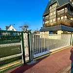 Appartement Pleine Vue Mer A 50M De La Plage