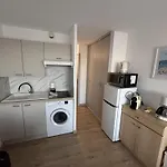 Sete, Studio En Bord De Mer Avec Terrasse