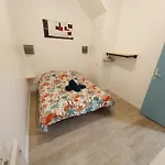 Appartement Refait A Neuf.