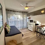 Astudio Lumineux A La Plage, Situation Ideale Commerces, Bateaux ,Restaurant A 20 M , Plage A 50 M, Ideal Pour Un Sejour Reposant