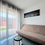 3314-T2 Dans Une Residence Avec Piscine