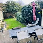 Appartement Cosy Avec Jardin Proche Centre .