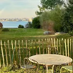 La Zai Zai, Maison Du Cabellou Face A La Mer