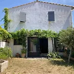 Charmante Maison A L'Ile De Re Au Calme, Avec Jardin Et Deux Velos