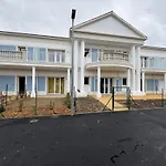 Yellow Beach, T2 Neuf Avec Piscine