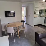 Hameau Du Puech, Rez-De-Jardin Avec Parking Et Clim