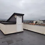 Appartement 3 Chambres Avec Roof Top A 5 Mn De La Plage
