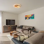 Villa Kaino 1 - Climatisee Avec Jardin