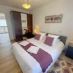 Penthouse Au Coeur De Lorient Avec Terrasses, Spa, Parking Securise Et Proche Des Plages - Fr-1-349-225