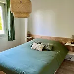 Appartement A Cancale Situe A 500 M Du Port