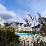 A 03 Pool Apartment With Sea View