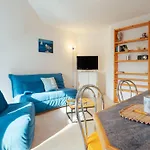Studio Cosy A Carnac, Proche Plages, Avec Balcon, Parking, Et Equipements Modernes Pour 3 Personnes - Fr-1-477-45