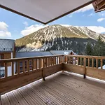 Appartement T4 A Courchevel Moriond, A 100M Des Pistes, Avec Parking, Wifi Et Services Inclus - Fr-1-563-48