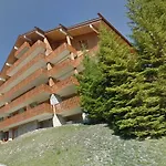 Duplex Spacieux Et Ensoleille Au Pied Des Pistes A Meribel - Fr-1-565-30