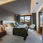 Chalet Neuf, Spacieux Et Moderne, En Plein Coeur De Courchevel Village, Proche Des Pistes, 14 Couchages - Fr-1-562-1