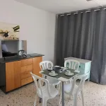 Appartement Ensoleille Avec Terrasse Et Parking, A 2 Pas De La Plage - Marseillan - Fr-1-387-169