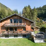 Superbe Chalet Avec Grand Jardin, 5 Chambres, Parking Et Wifi - Fr-1-343-177