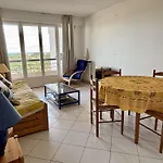 Appartement 3 Pieces, 6 Personnes, Vue Montagne, A 500M De La Mer, Parking, Animaux Admis - Fr-1-225-780