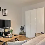 Appartement Hyper Centre Avec Garage Prive