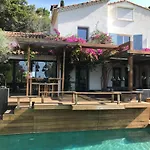 Villa Java