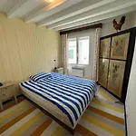 Maison De Ville Sur 2 Niveaux - 2 Chambres - Terrasse Tropezienne