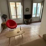 Sanary Appartement 2-4 Personnes A Deux Pas Du Port