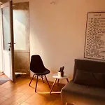 Studio Lumineux Avec Mezzanine