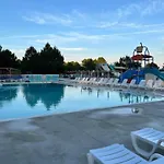 Mh 541 Spacieux 40M2 Avec 2 Chambres 1 Salle De Bain Dans Camping 4 Etoiles
