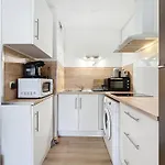 Studio Cosy - Balcon - Wifi - Free Parking