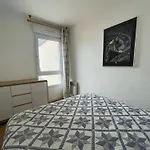 Appartement A 200M De La Plage Avec 2 Chambres Et Garage A Perros-Guirec - Fr-1-368-422