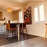 Appartement De Standing Au Centre Du Village