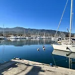 Appartement Avec Climatisation Et Parking Proche Plage - 6 Personnes - Fr-1-225-465