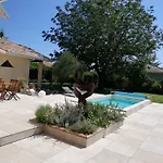 Chez Guillaume Et Bequie