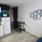 Studio Climatise 50 M.Du Port