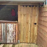 Yport, Maison De Pecheur Avec Jolie Terrasse.